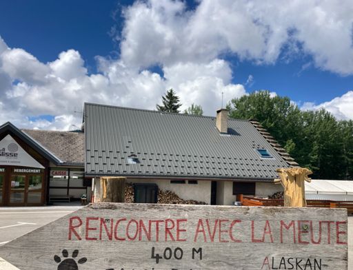 Zeg niet: “Fandag van Ban Jeton”, mais dis : « Rencontre avec la meute de Bean Jeton »