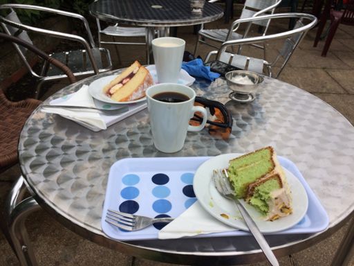 Cake & coffee at Jubilee Park Woodhall