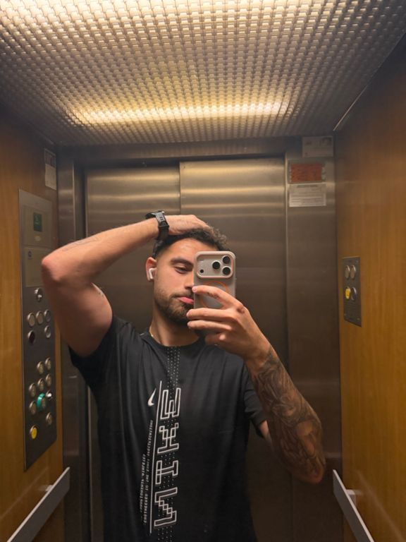 A f***ing rocket!!🚀🦆