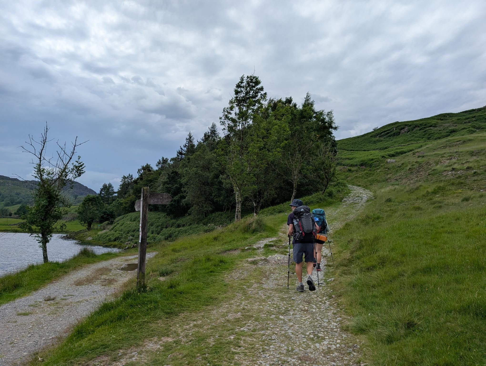 Walk to the bus photo 5