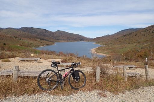 野反湖。来年はノゾリキスゲが咲き乱れる時期に来てみたいな