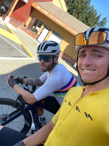 😎😬 <- (max, me)