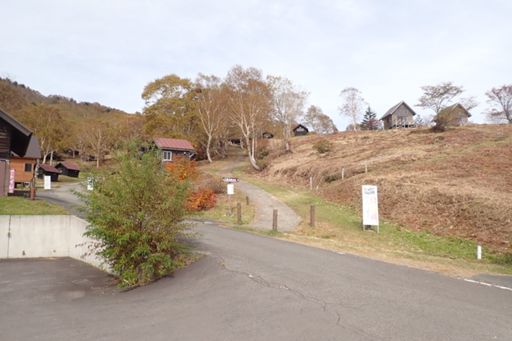 野反湖キャンプ場。平日だったのでほとんど貸し切りでした。