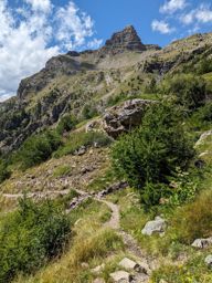 Lacs des Estaris, roc Dolion et retour par Prapic