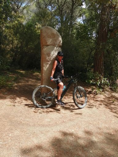 Hum drôle de menhir