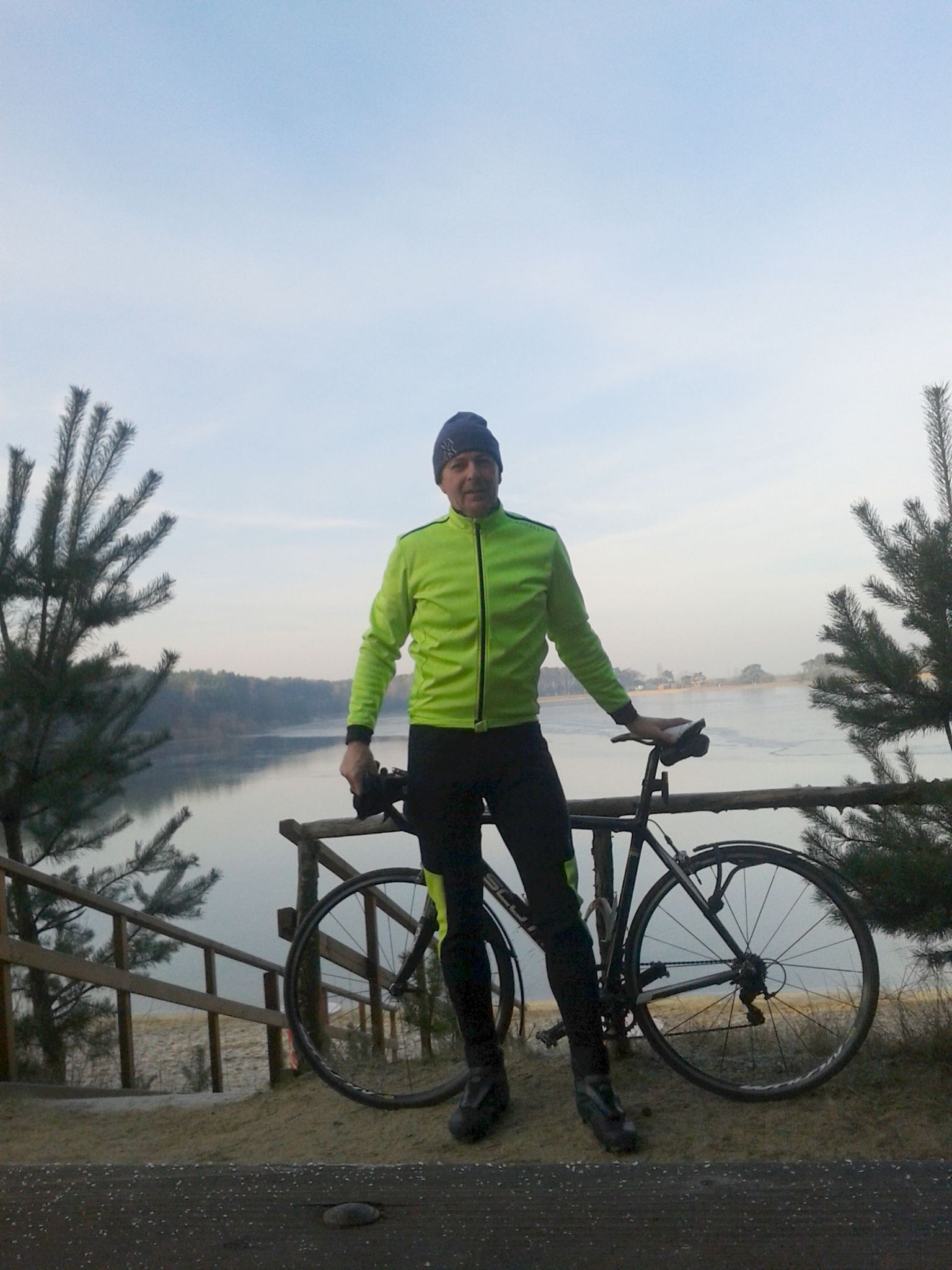 Oblečený jsem tak akorát.