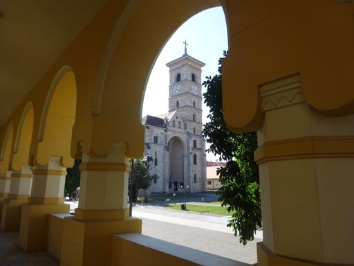 Poprzednio widziałem Albę wypełnioną ludźmi po brzegi, tak ze dzisiejszy ranek jest miłym zaskoczeniem