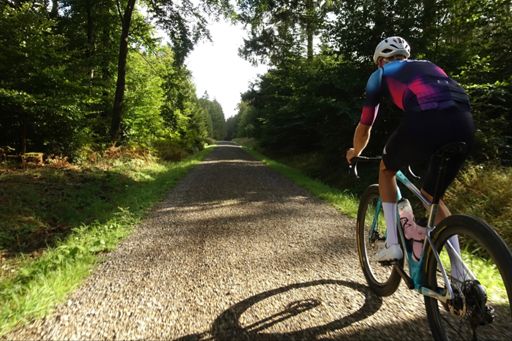 Door het verschroeiende tempo van deze beste jongen en de opgezette klieren van ondergetekende, is deze foto een éénfotoïg fotoverslag. 