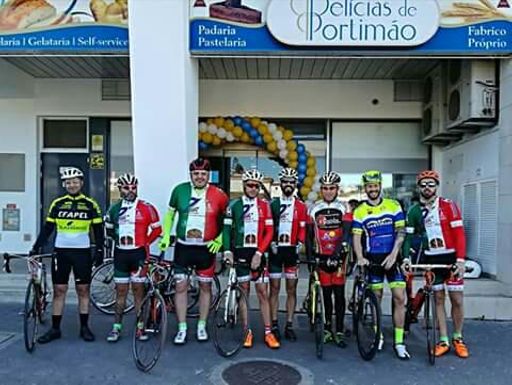 Os cavalinhos todos bonites... :)