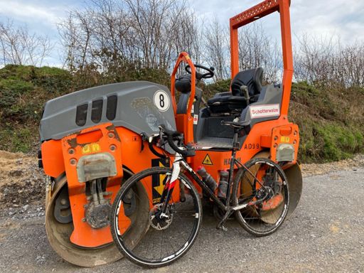 SCHOTTERWALZE. Schöner Name für ein Gravelbike!