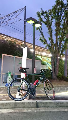 ロード練は一人でもそれなりに追い込む事が出来るので良いですね。
陸上の練習もストイックにやるべきだとは思いますが、飽き性なのでロードバイクは重宝致します。