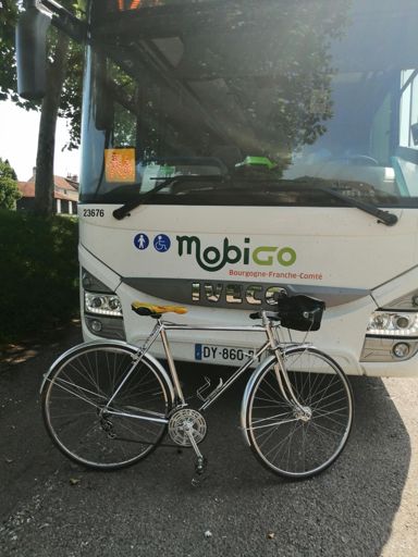 Marche bien le vélo du tonton Michel