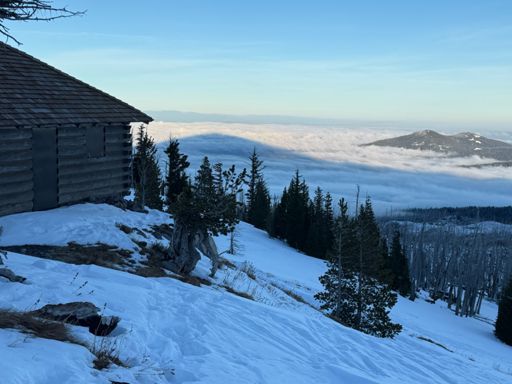 Mt shadow pointing way NE!