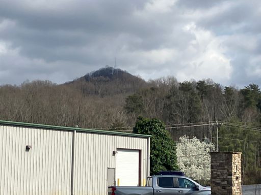 The summit at Paris Mountain looks like you could throw a baseball to it - it is a three mile ride with 900 feet of climbing from this point - 100 feet in the first mile and 800 in the last two miles