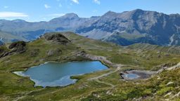 Lacs des Estaris, roc Dolion et retour par Prapic