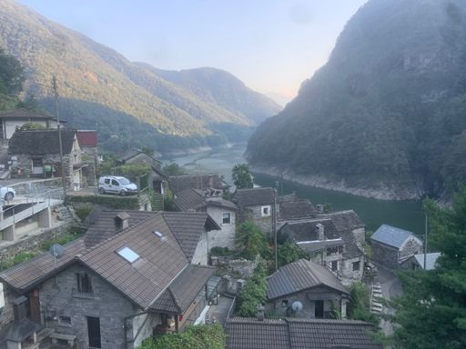 Vogorno di Dentro {Vogorno}