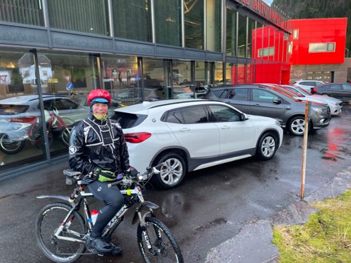 Godt man har 330 pigger på en dag som dette :-)