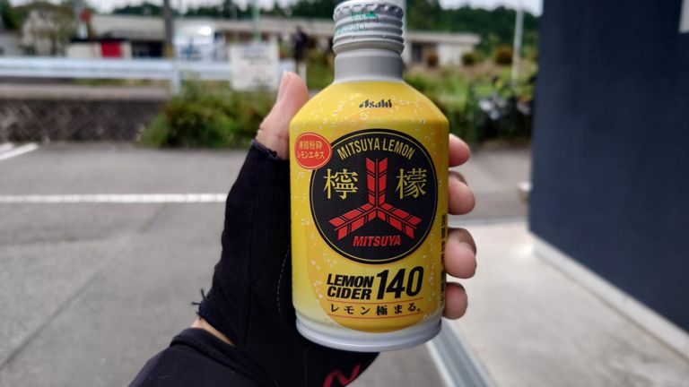 しおなみ山の直売所でちょっと休憩