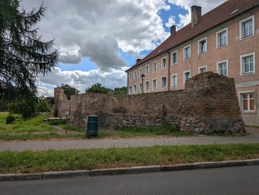 Chojna - mury miejskie 