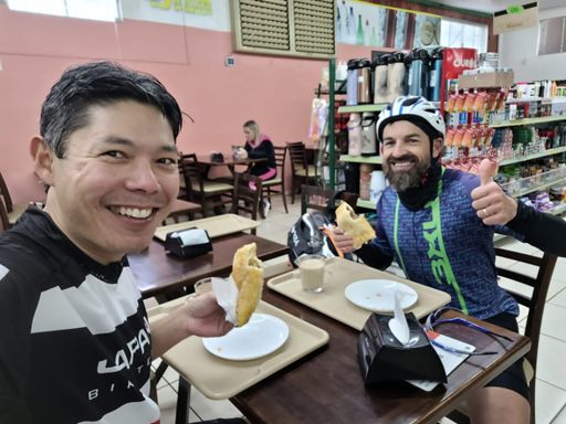 Deu fome 😂😂😂