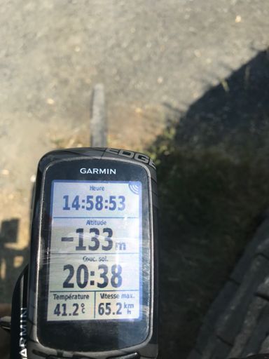 Remarquez la case en bas à gauche 
🥵🥵🥵