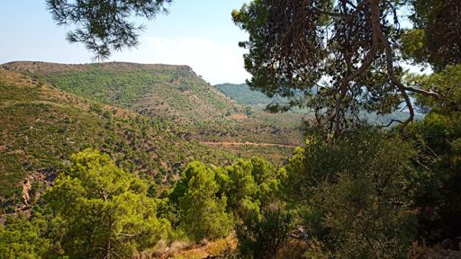 Vista desde el camino del Castell de Serra.