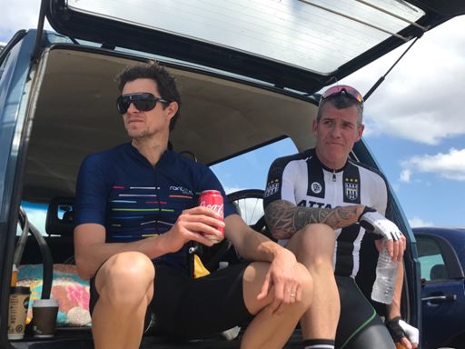 The peanut gallery......what's Petersen doing?