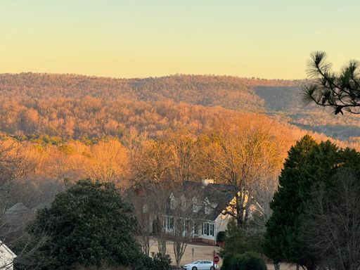 Alpine glow on Oak Mountain