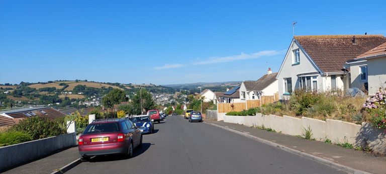 Approching Totnes, the town centre