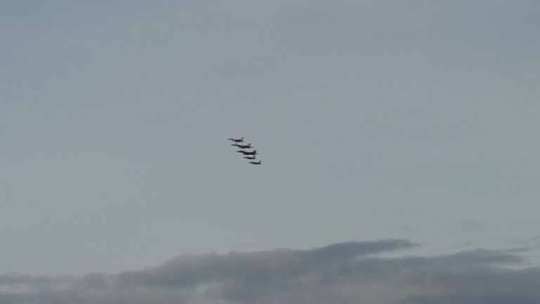 ん～、スマホだとこんなもんか...