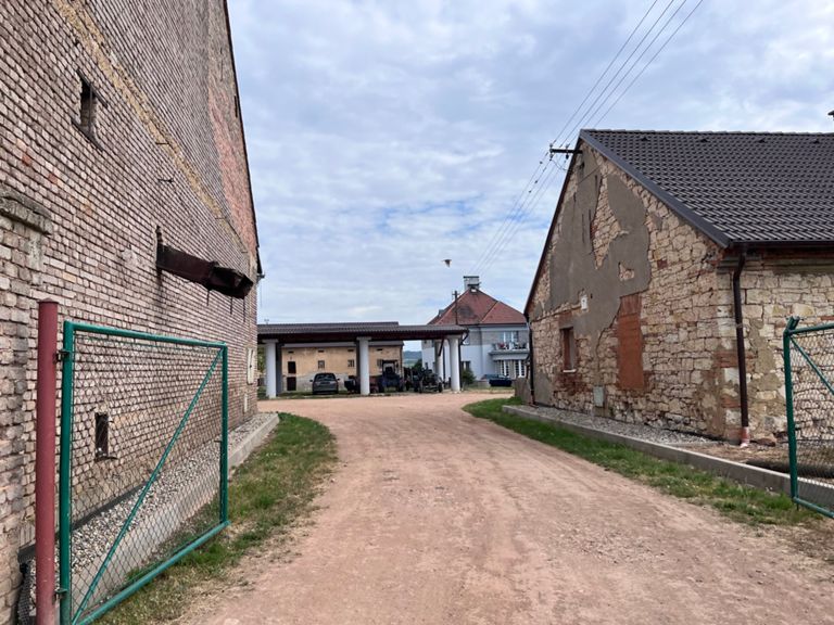 Gravel ride to Prague photo 5