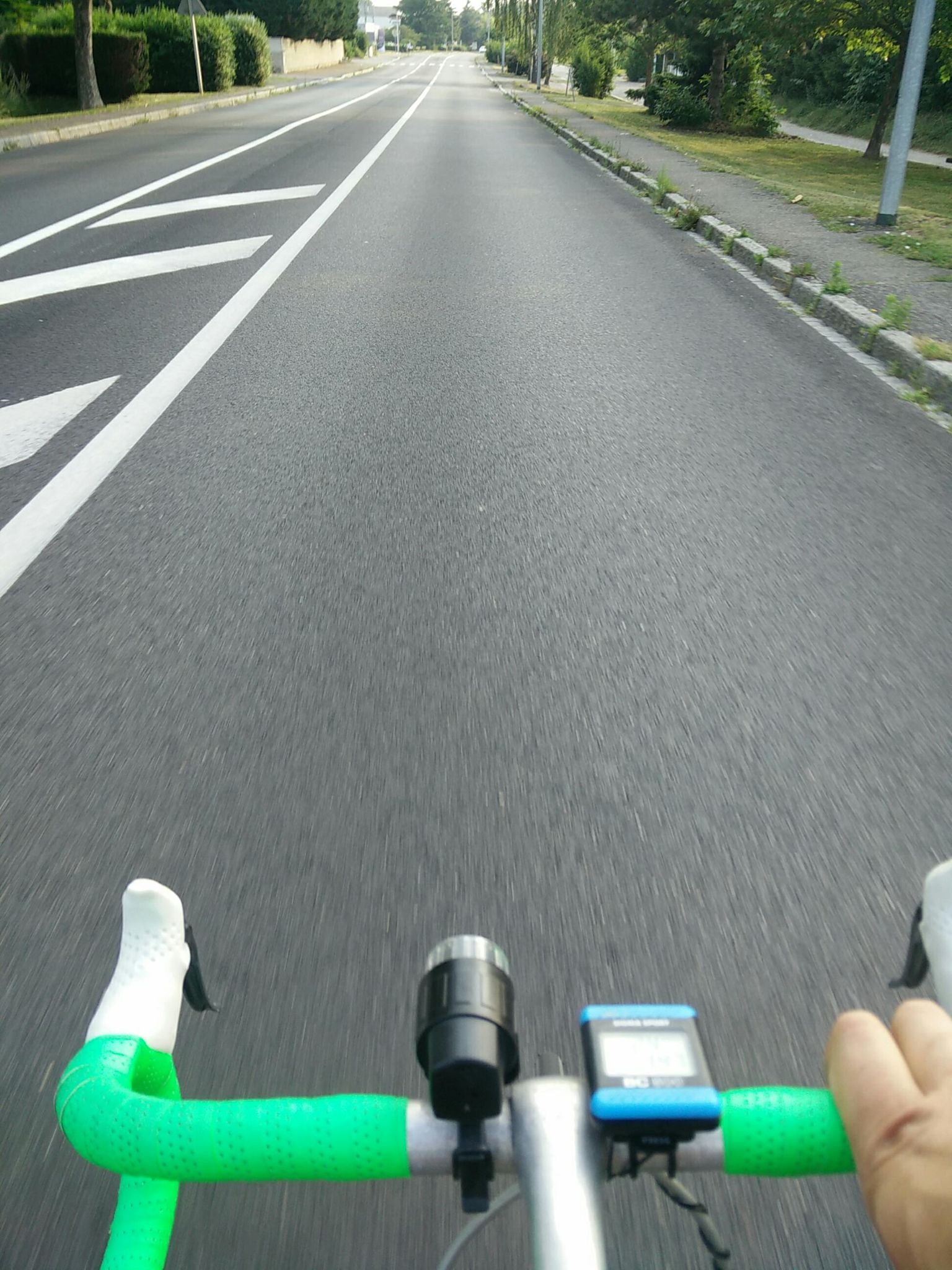 https://dgtzuqphqg23d.cloudfront.net/oOWbFBsiNSTzRglXd4OuUkRB1nxnVZk9Eb92sfcF9VA-1536x2048.jpg
