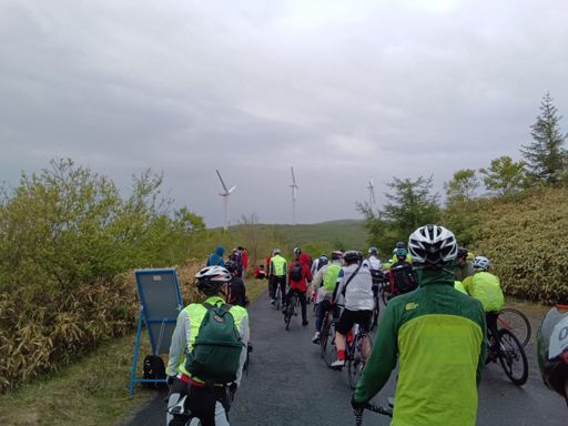ガクブル待機からの小雨下山待ち
