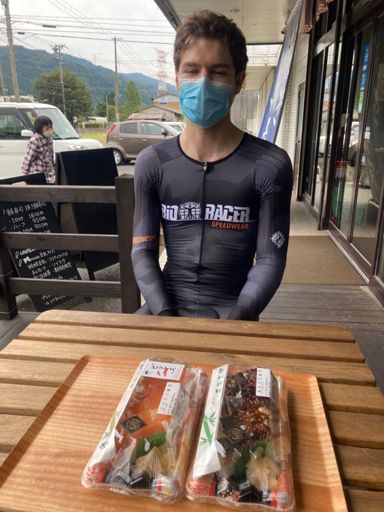 三太郎、焼き鯖寿司、びわマス寿司