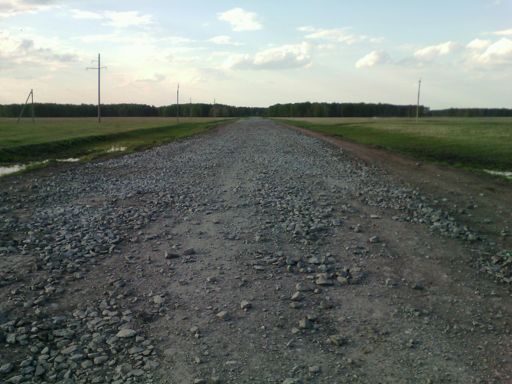 50 км от города, 7 часов вечера и вот такой сюрприз. Дальше ехать не рискнул.