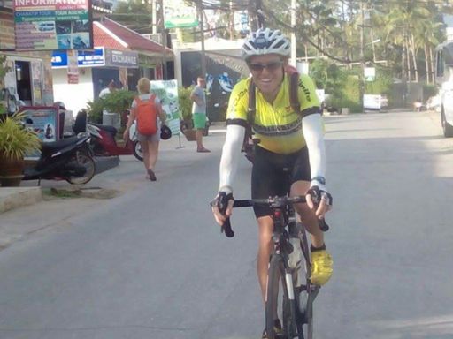 Following the songtow...