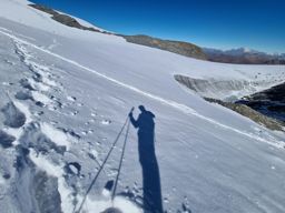 Pointe de Vouasson par le lac bleu et le glacier. Retour par le mont de l’étoile