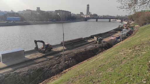 Крутицкая набережная совсем закрыта