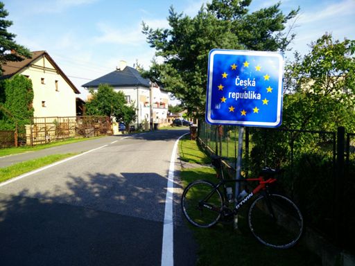 Raz dwa i już w Czechach.