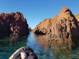 Paddle dans les calanques de l’Esterel