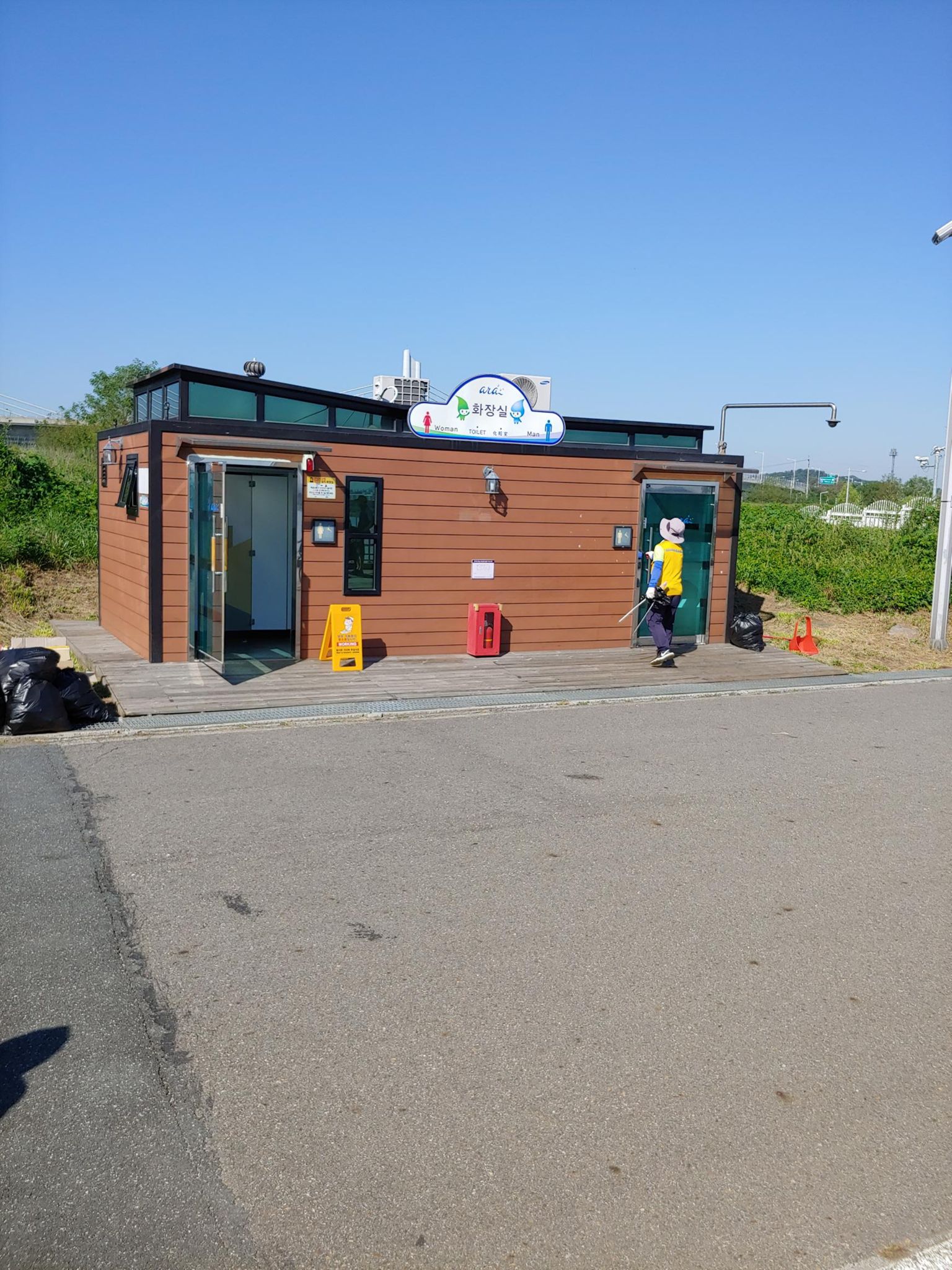 [nzbb jambike pedaling] ()