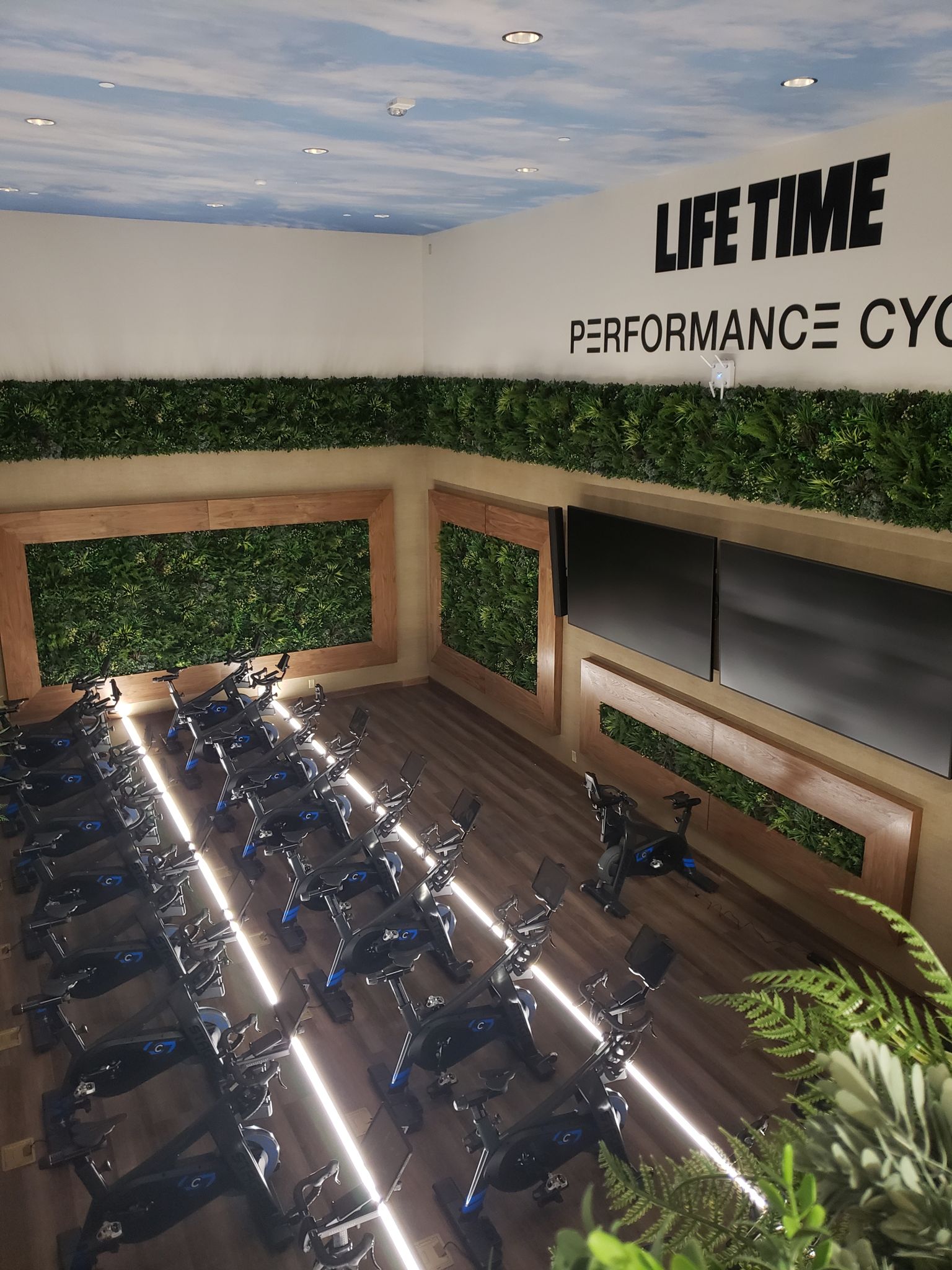 Performance Cycle Studio at St Louis Park