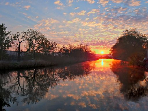 Endlich zeigt sich die Sonne über der Werra