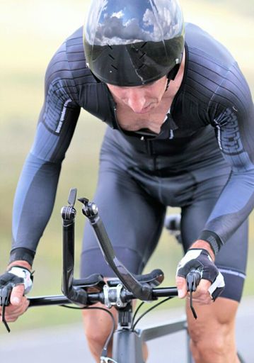Too hot for a visor....canny reflection in helmet.