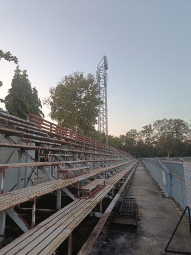 Scorched track benches