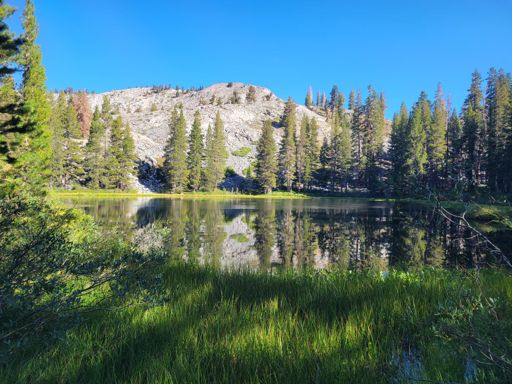 Twin Lakes (larger of the two) with Sheep Mountain above.
