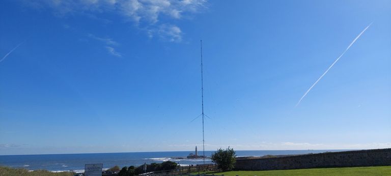 St Mary's Lighthouse on St Mary's Island, seen from Hartley. Operational from 1898 to 1984. https://historicengland.org.uk/listing/the-list/list-entry/1408299?section=official-list-entry