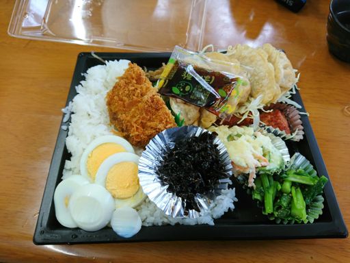 ハンガーノック後、柿坂の弁当屋にて