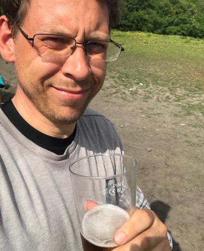 Cold beer with the lads when you get home👍🏻