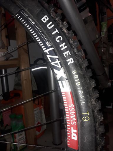 Neue Aufstellung: Butcher T9 und Nobby Speedgrip 👍